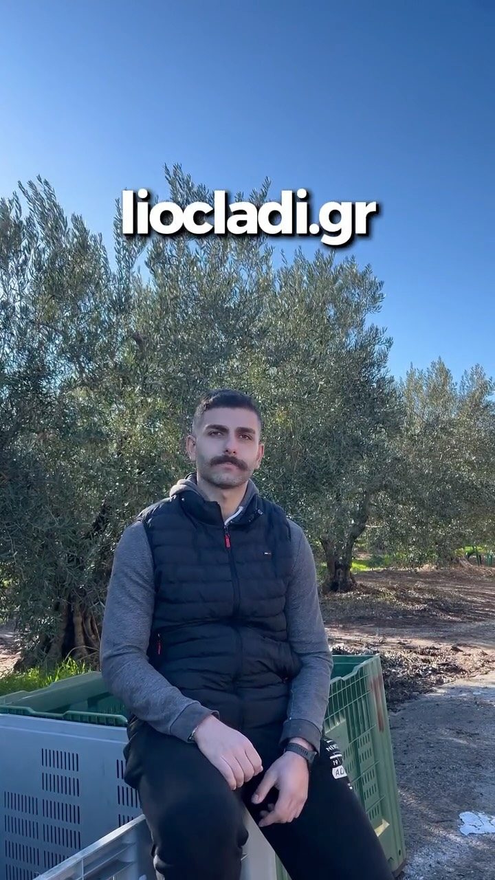 Instagram post from liocladi_. This post is in position 1.